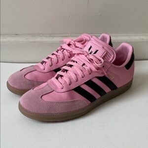 Adidas Pink Messi Miami Sneakers with Black Accents size 9.5 worn once!